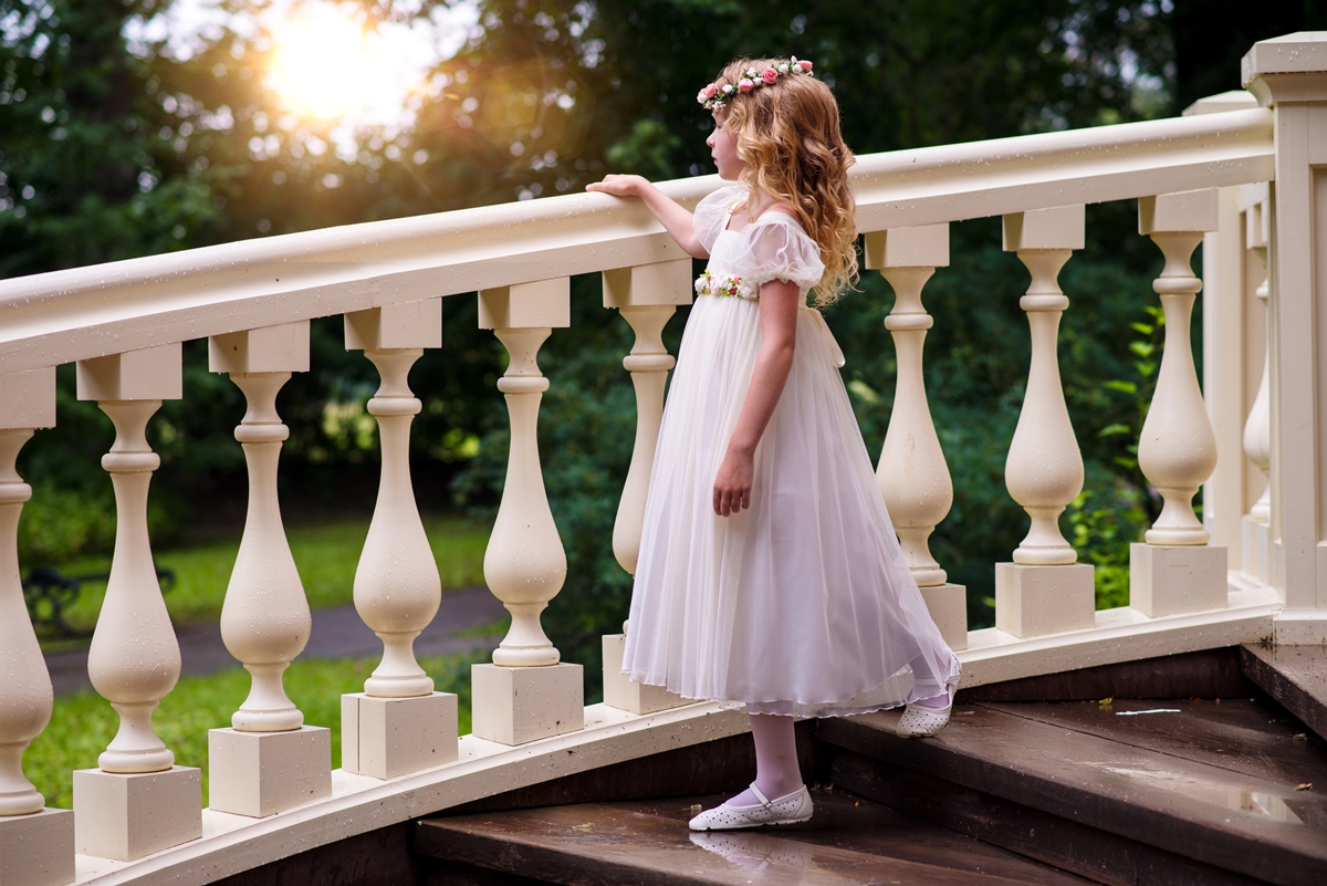 На крылечке