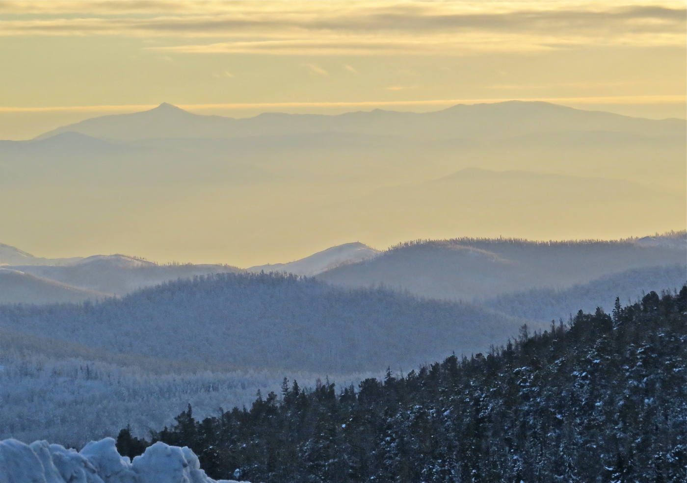 Где гора с горою сходятся
