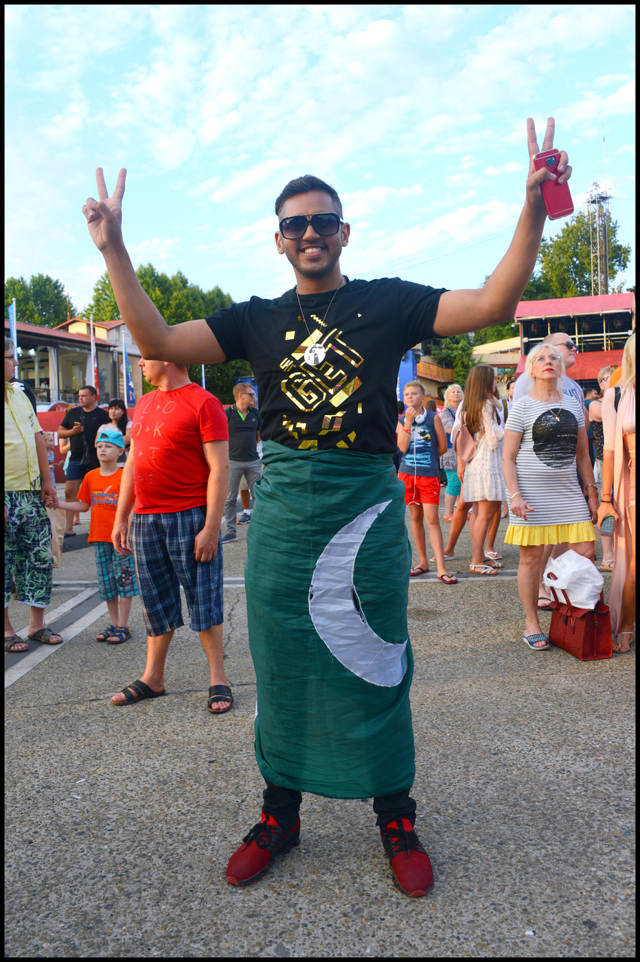 Мусульма́нин