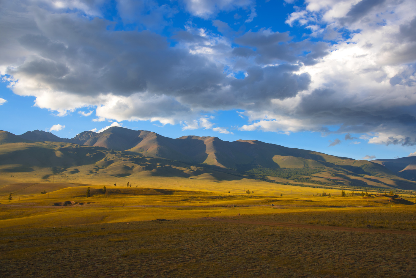 Северо-Чуйский хребет