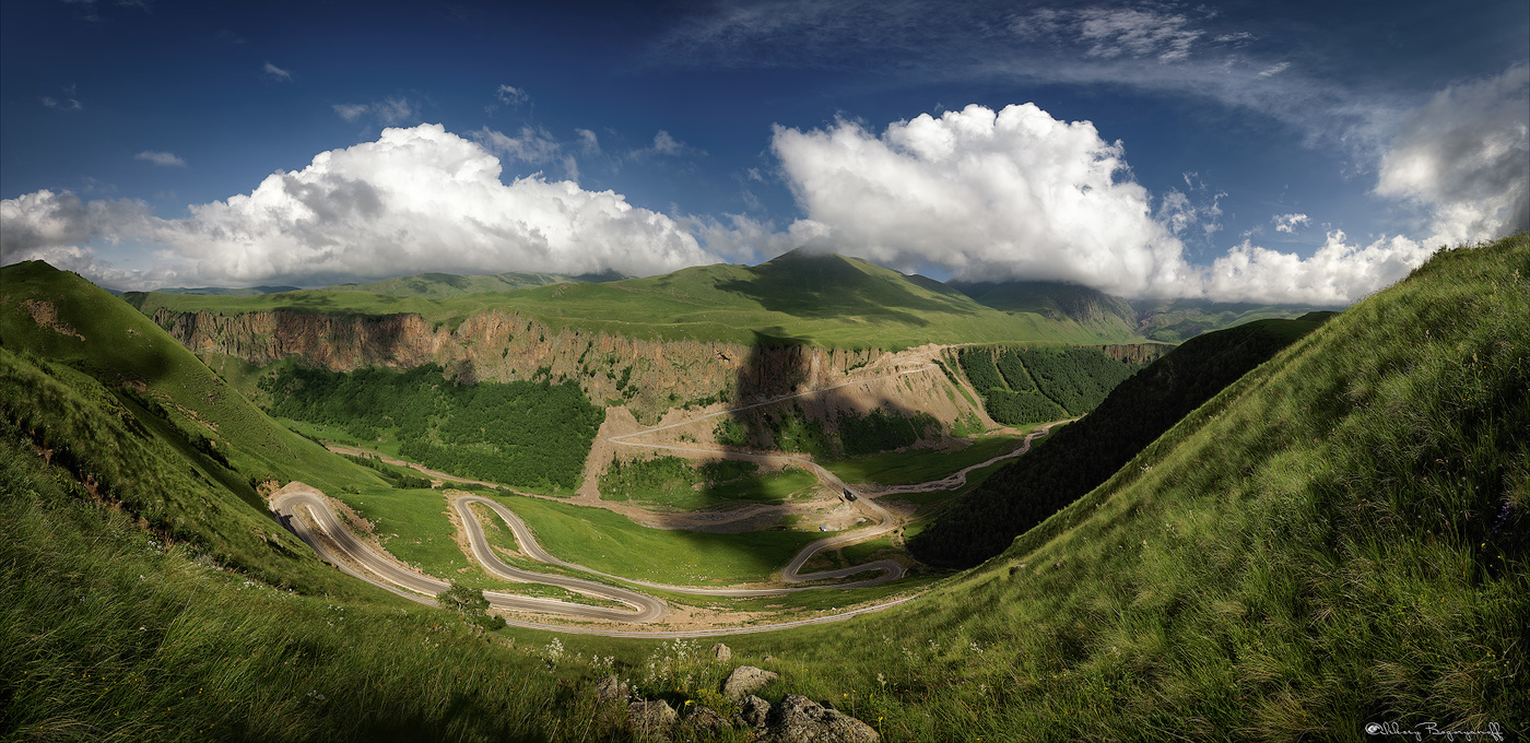 Ущелье реки Малка.