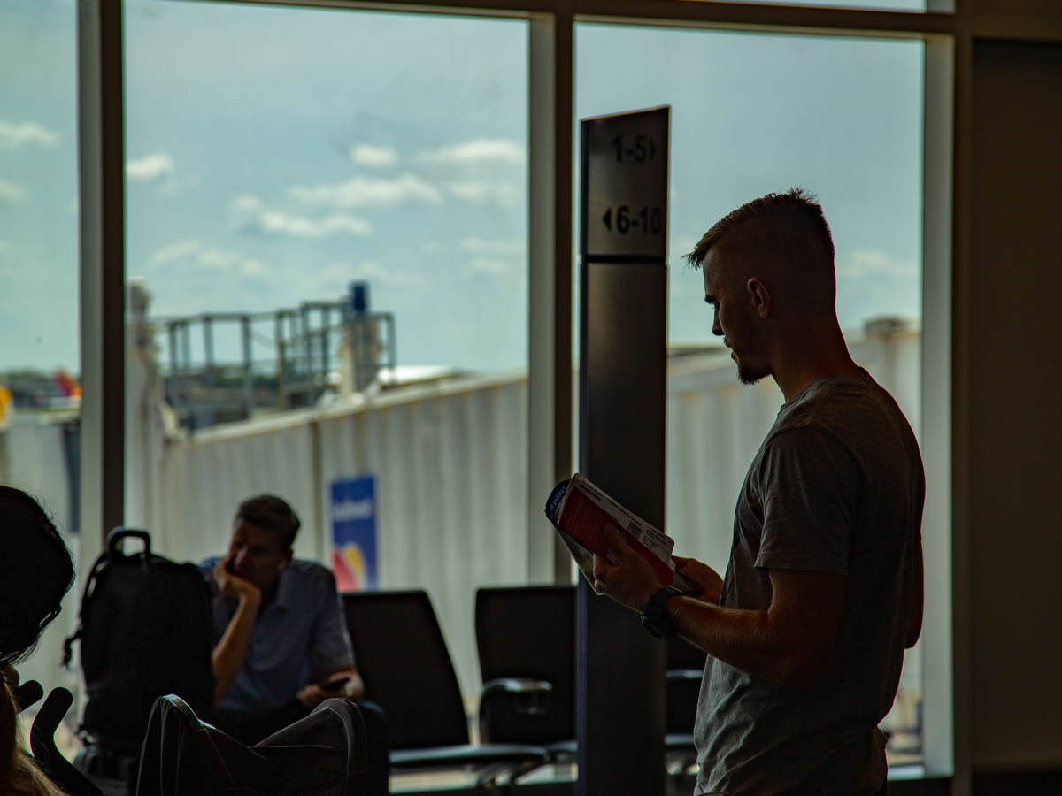 Аэропорт. Американский профиль...