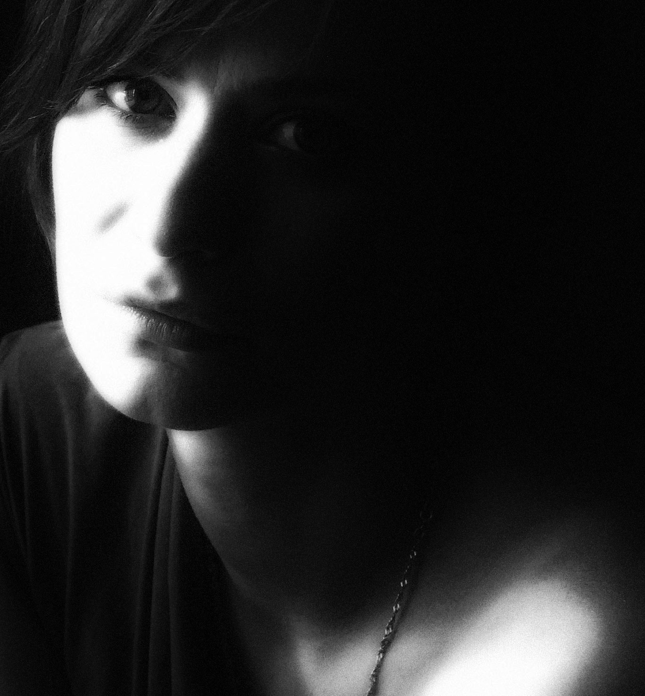 "Если ты умна, то будешь и красива..."