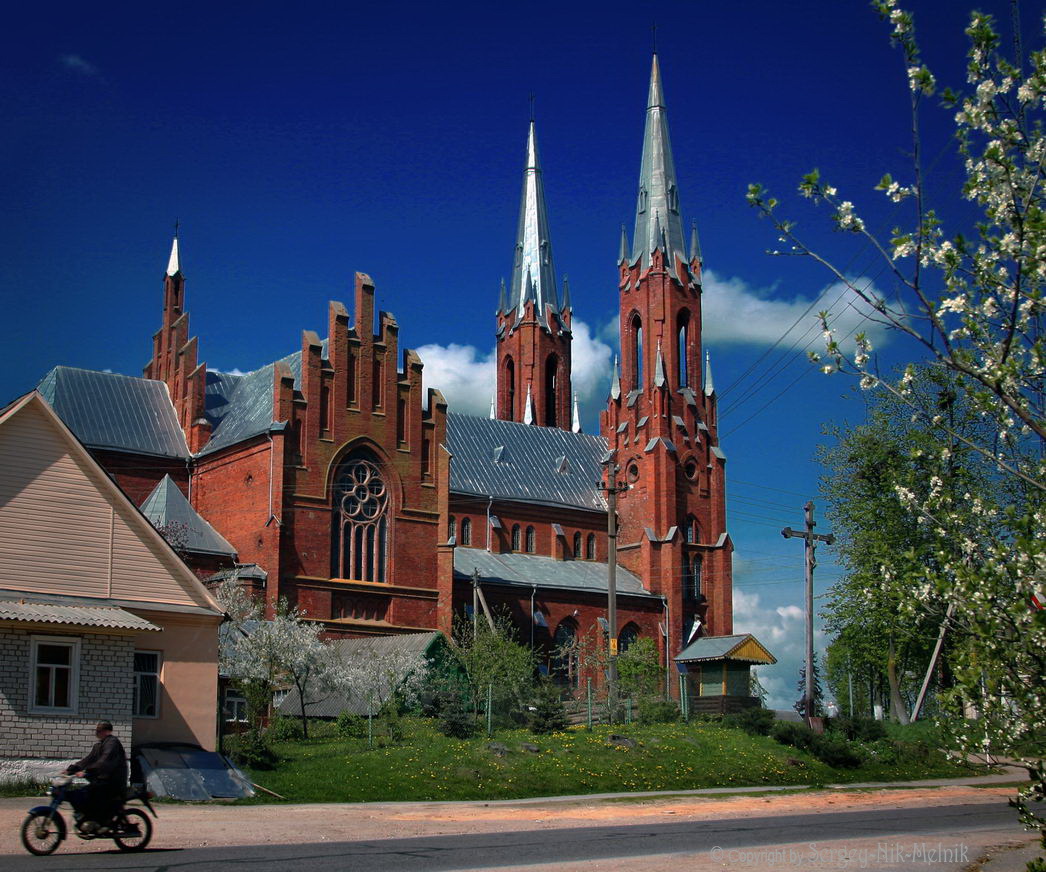 Поп писля утренней службы