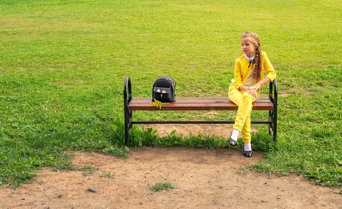 Жёлто-зелёная