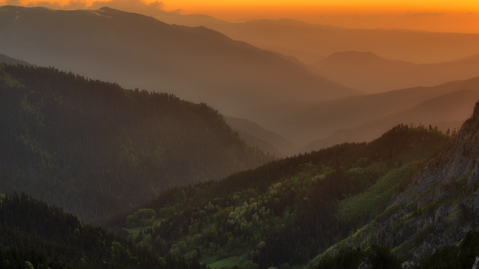 Закатный свет