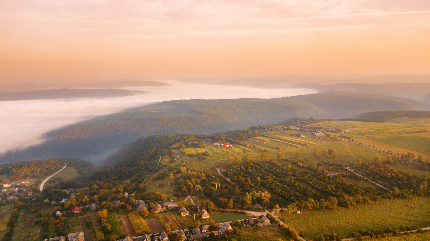 Утро над Иване-Золотым