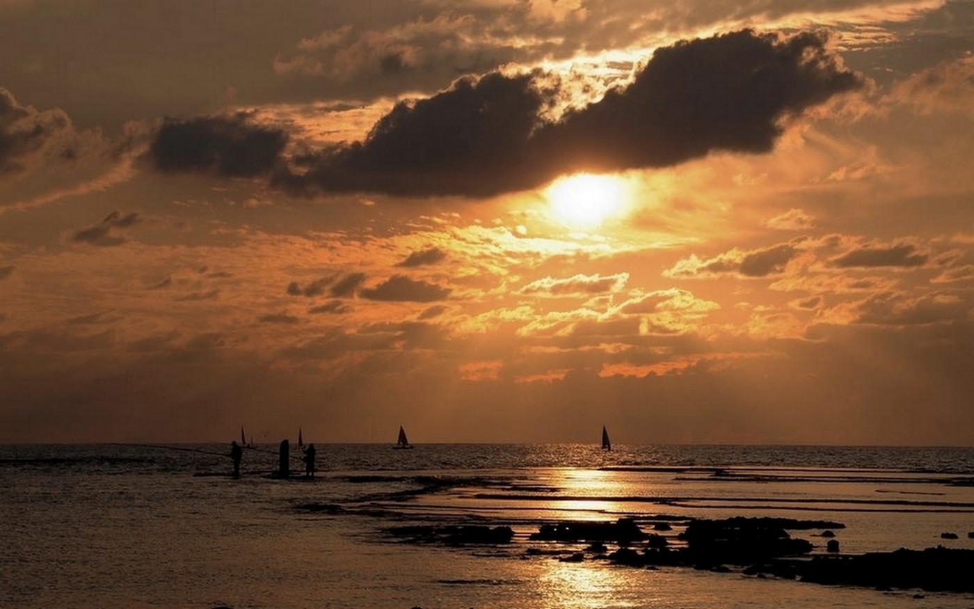 Золотой закат