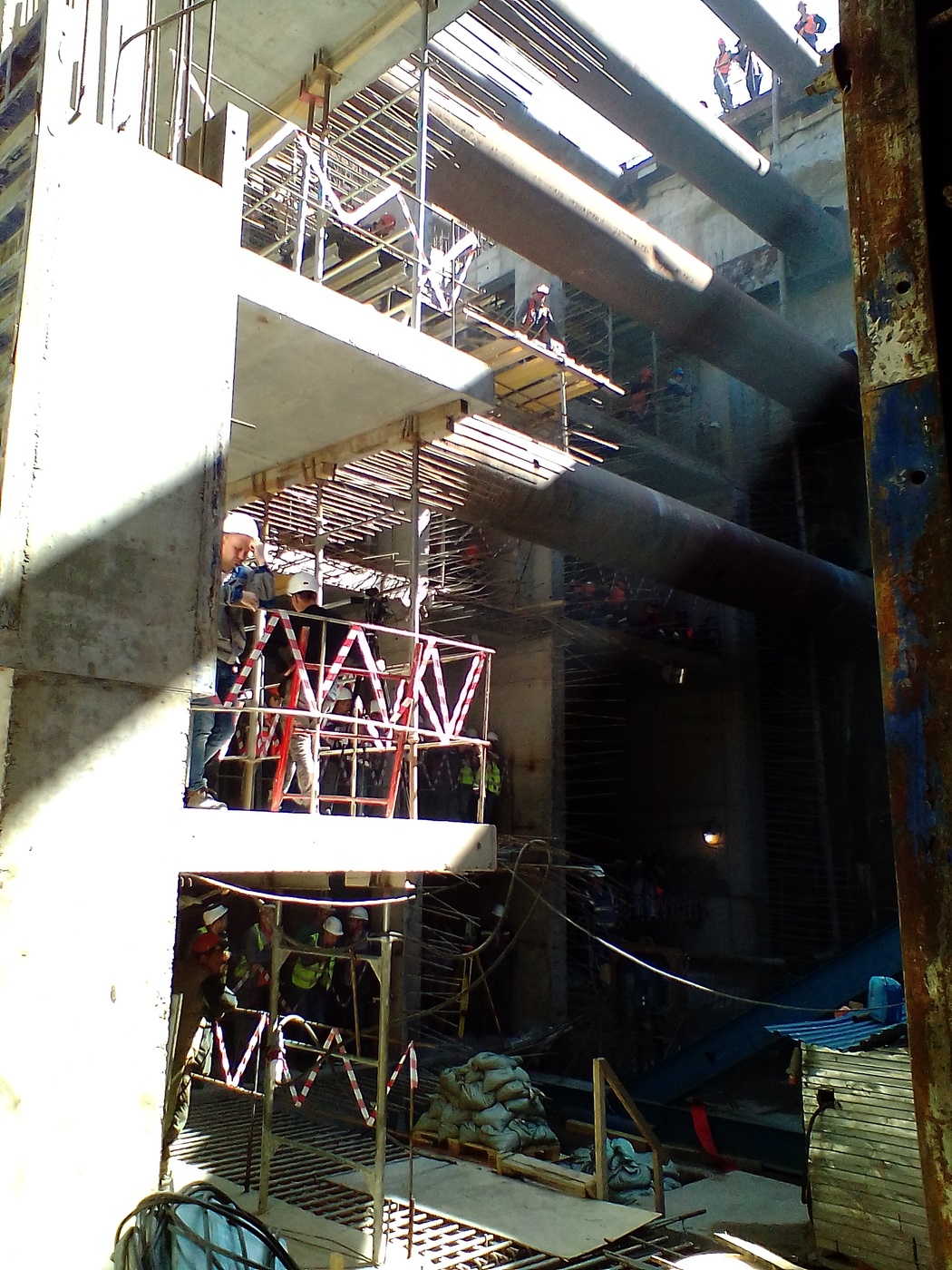 На всех уровнях...