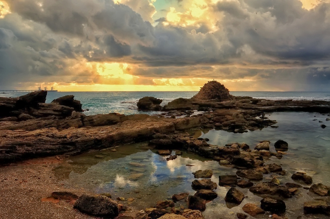 Кесарийский закат