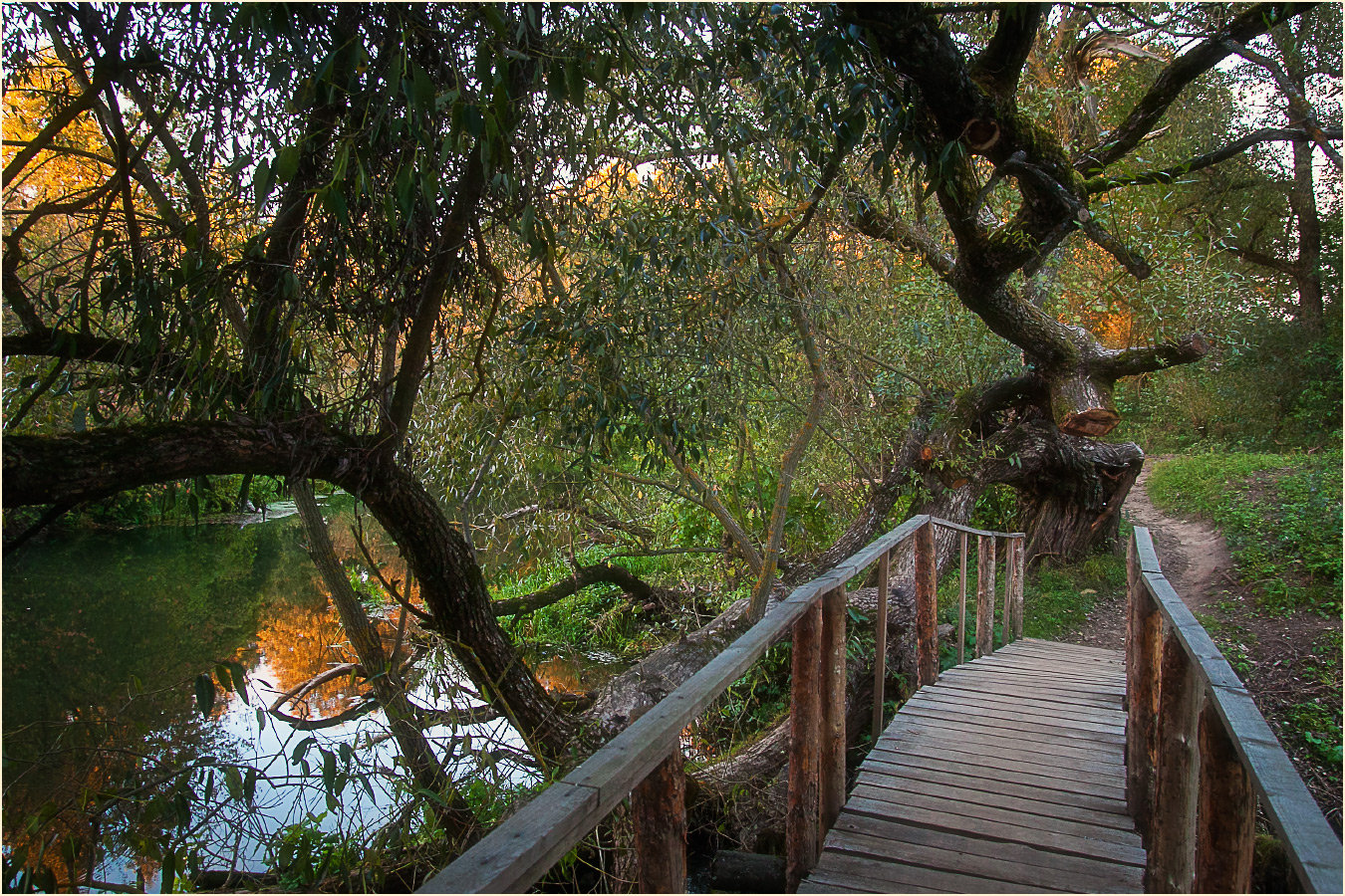 Закат на мосту