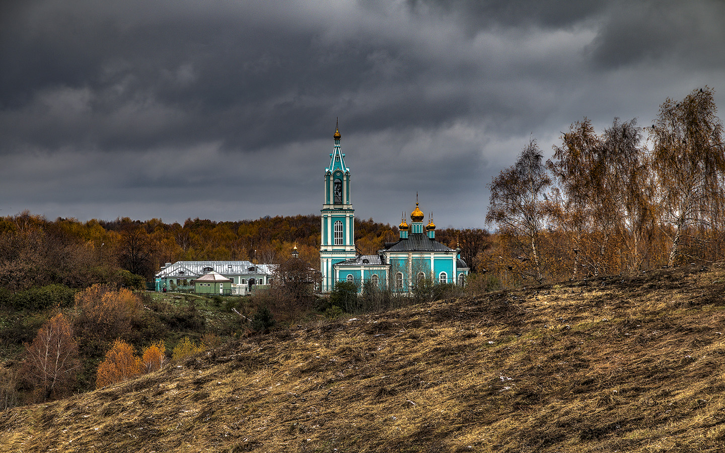 Храм Рождества Пресвятой Богородицы в Крылатском