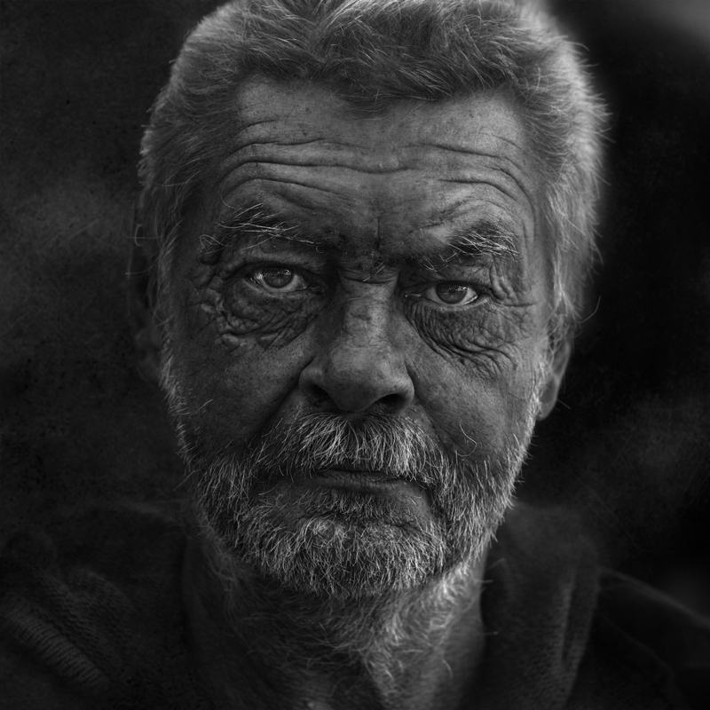 ещё не стар уже не молод