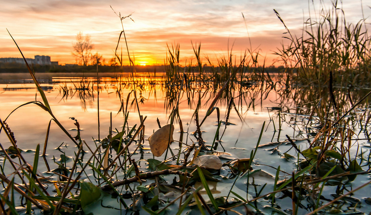 Город только просыпается...