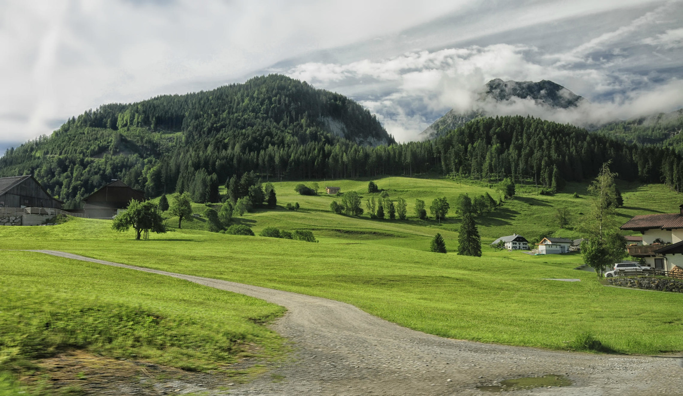 Проезжая по Австрии