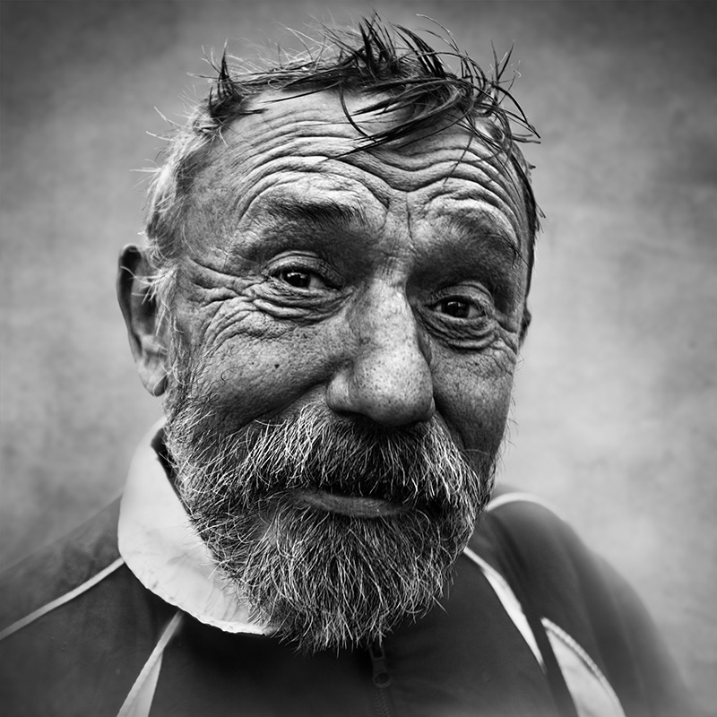 Белый воротничок