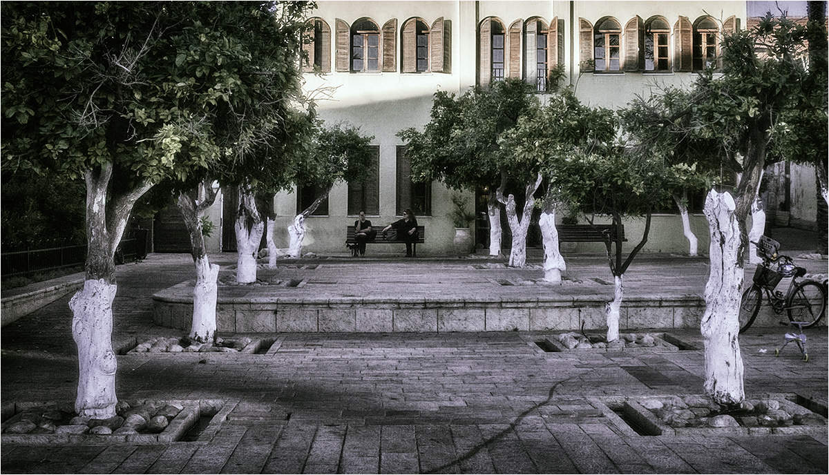 Приятельницы