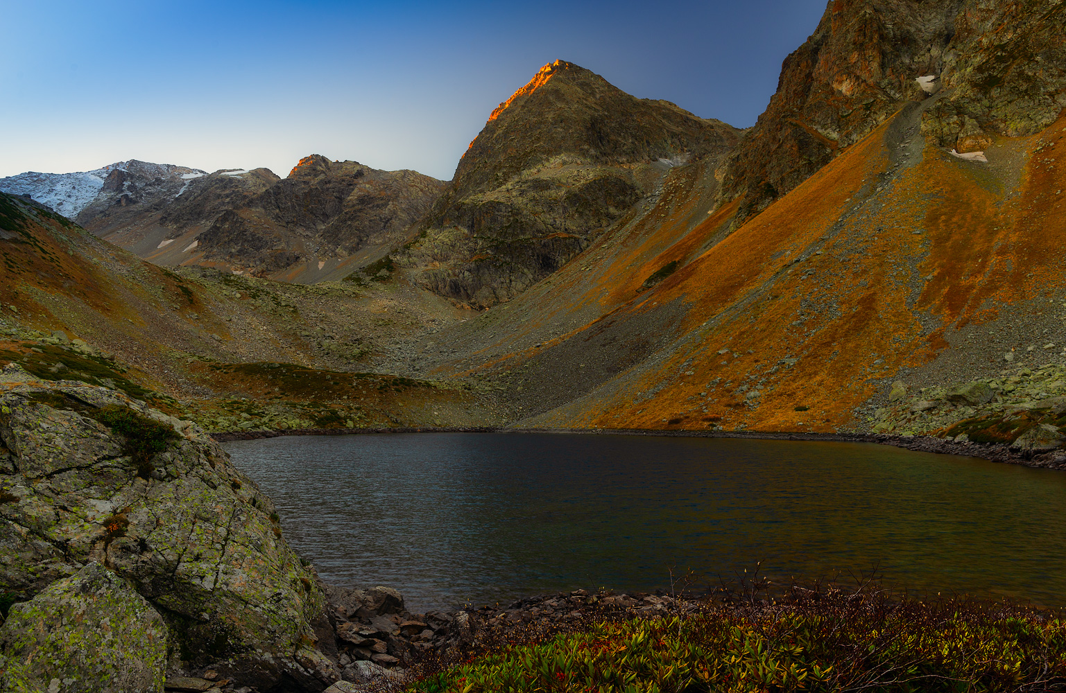 Когда свет коснётся вершин