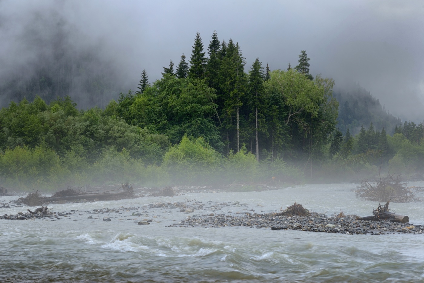 Дожди в горах