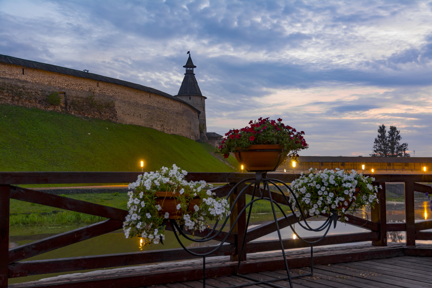 июльский вечер в Пскове