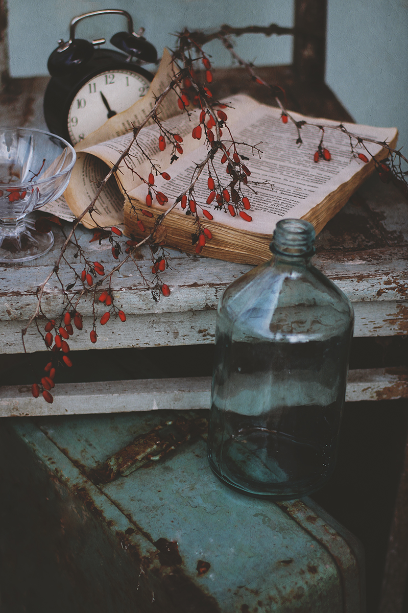 Тихо тикают минуты...