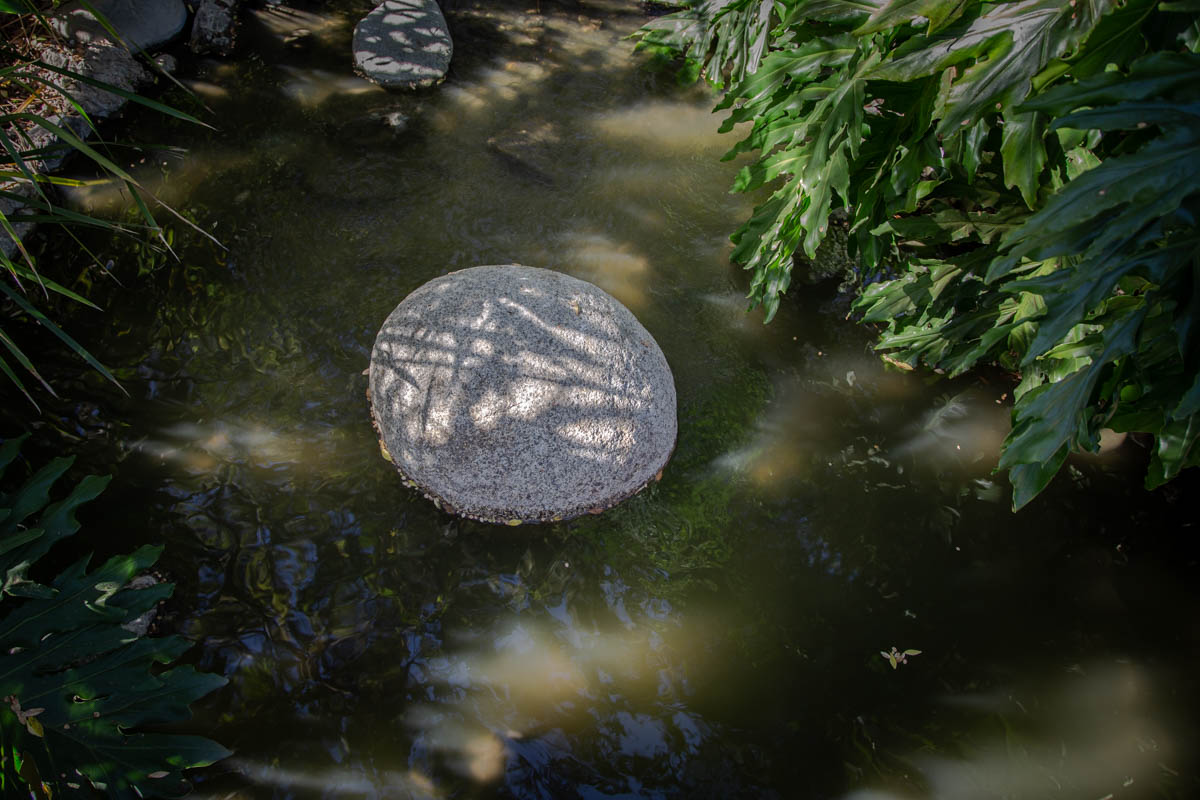 Белый камень