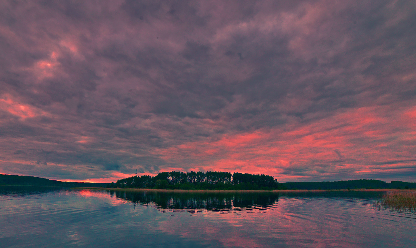 Селигер.Догорает закат.