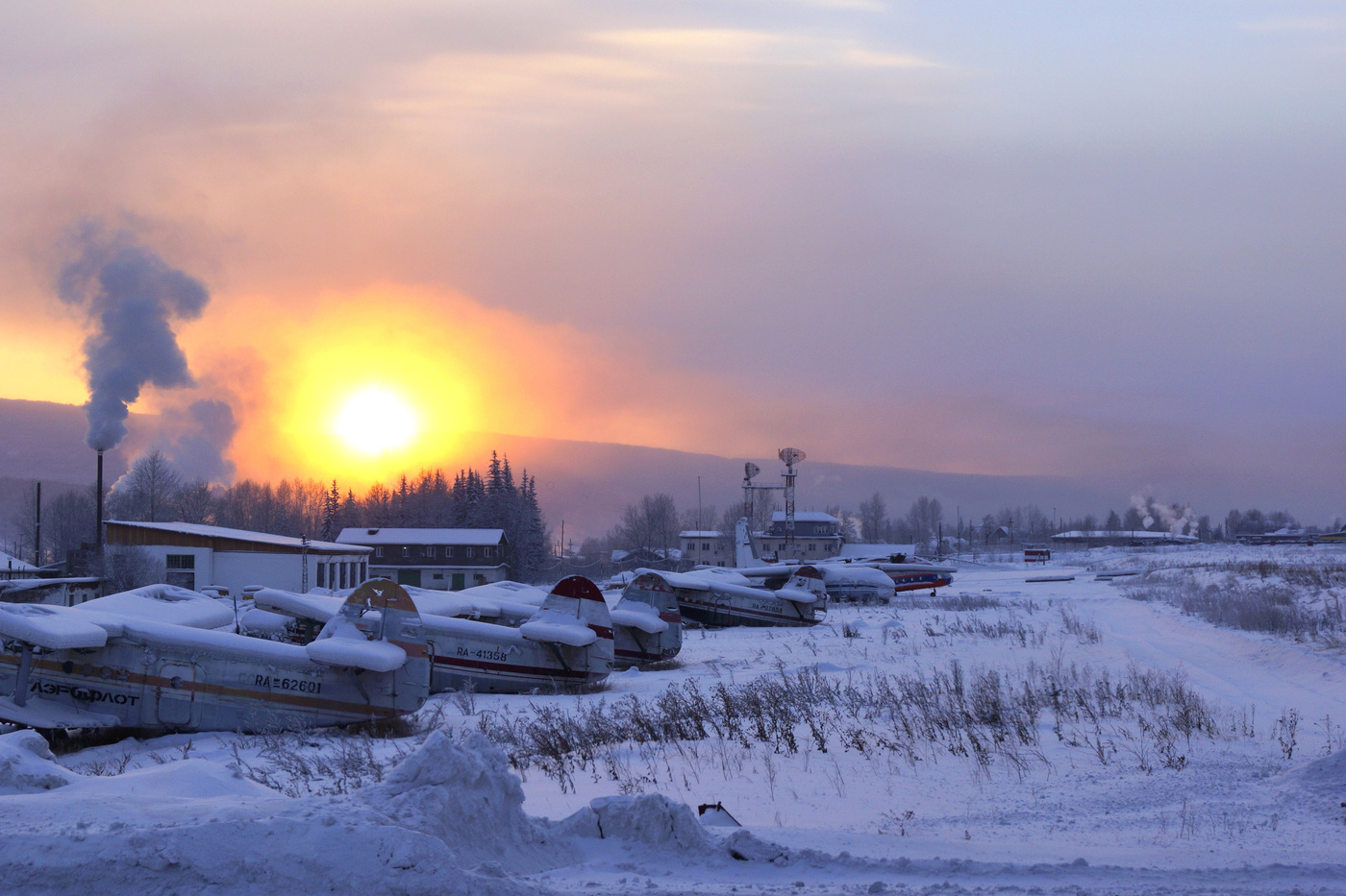 ...а кому-то ползать