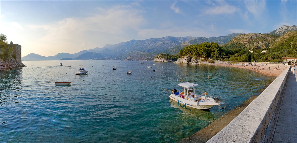 Катер у Сан-Стефано