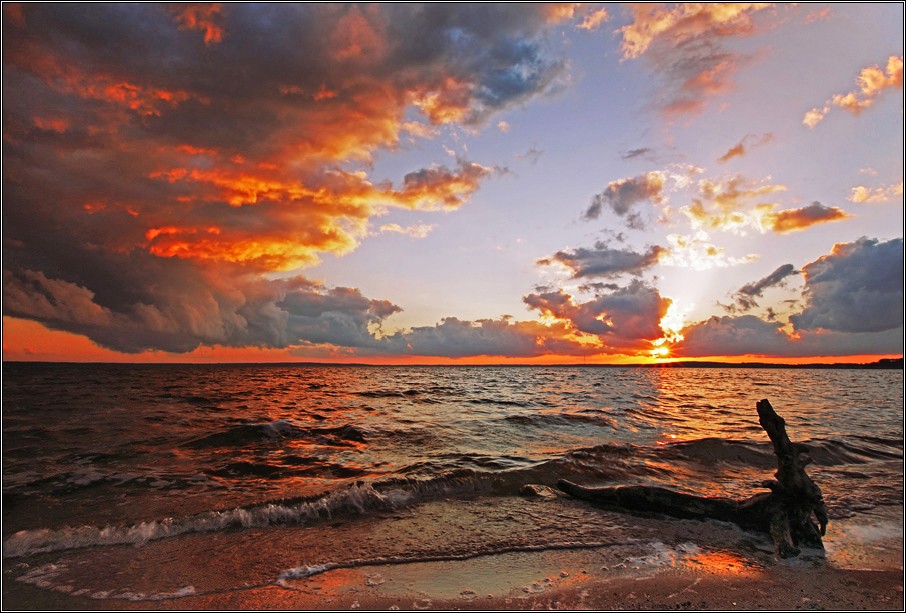 Теплым вечером