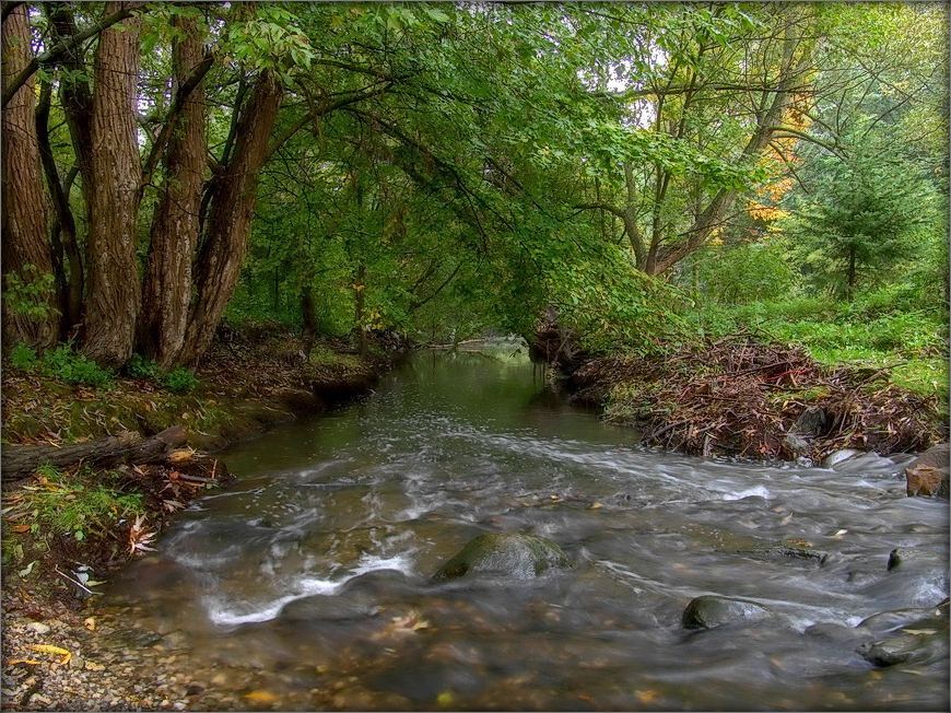 проста паслухаць, як ён журчыць..
