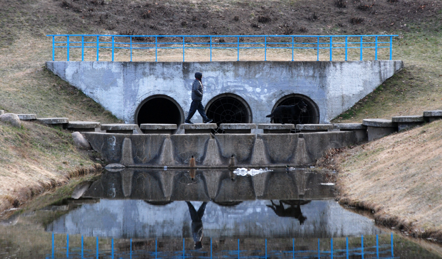 На темной стороне