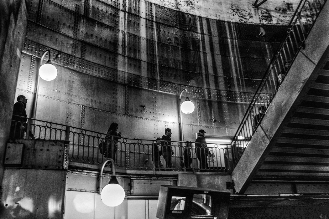 На темной стороне