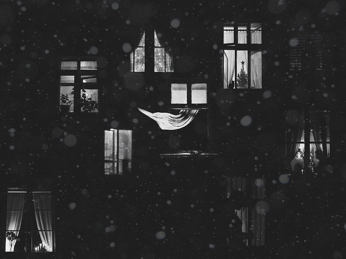 А на афишах декабря...лишь черно-белое кино...