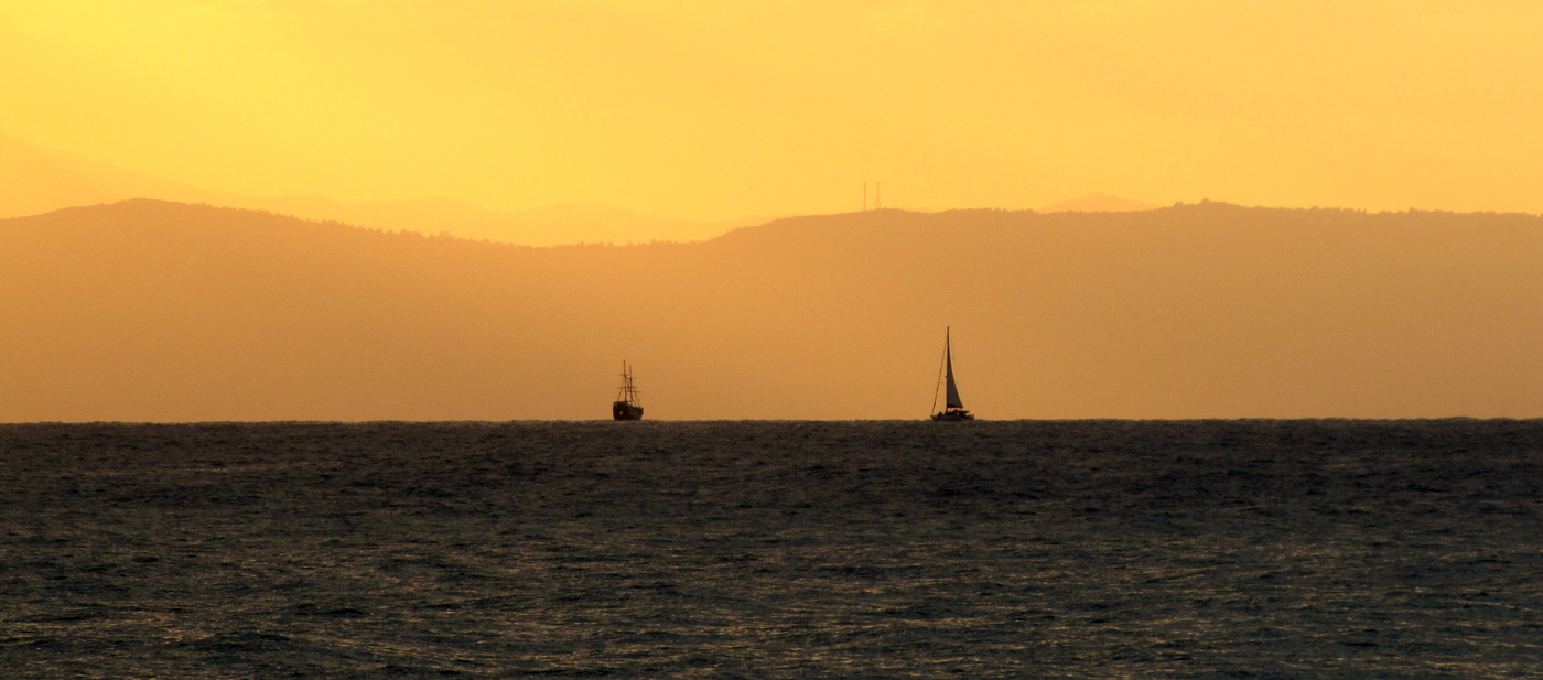 За приключениями!