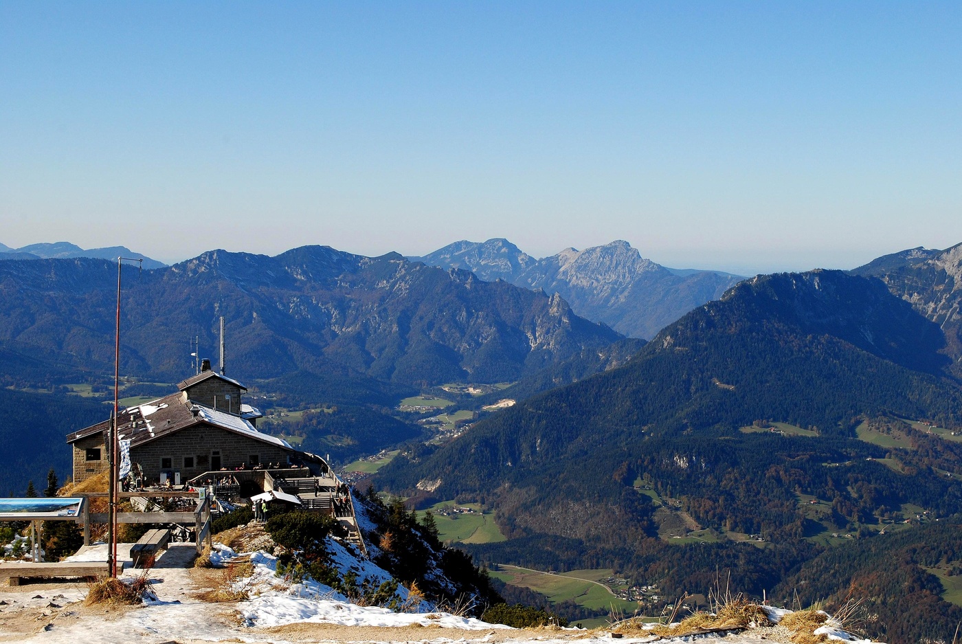 "Орлиное Гнездо" - летняя резиденция Гитлера на высоте 1834м в Баварских Альпах