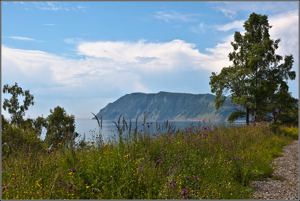 По байкальским берегам.