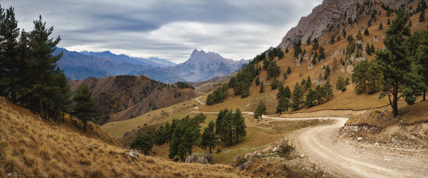Дорогами гор.