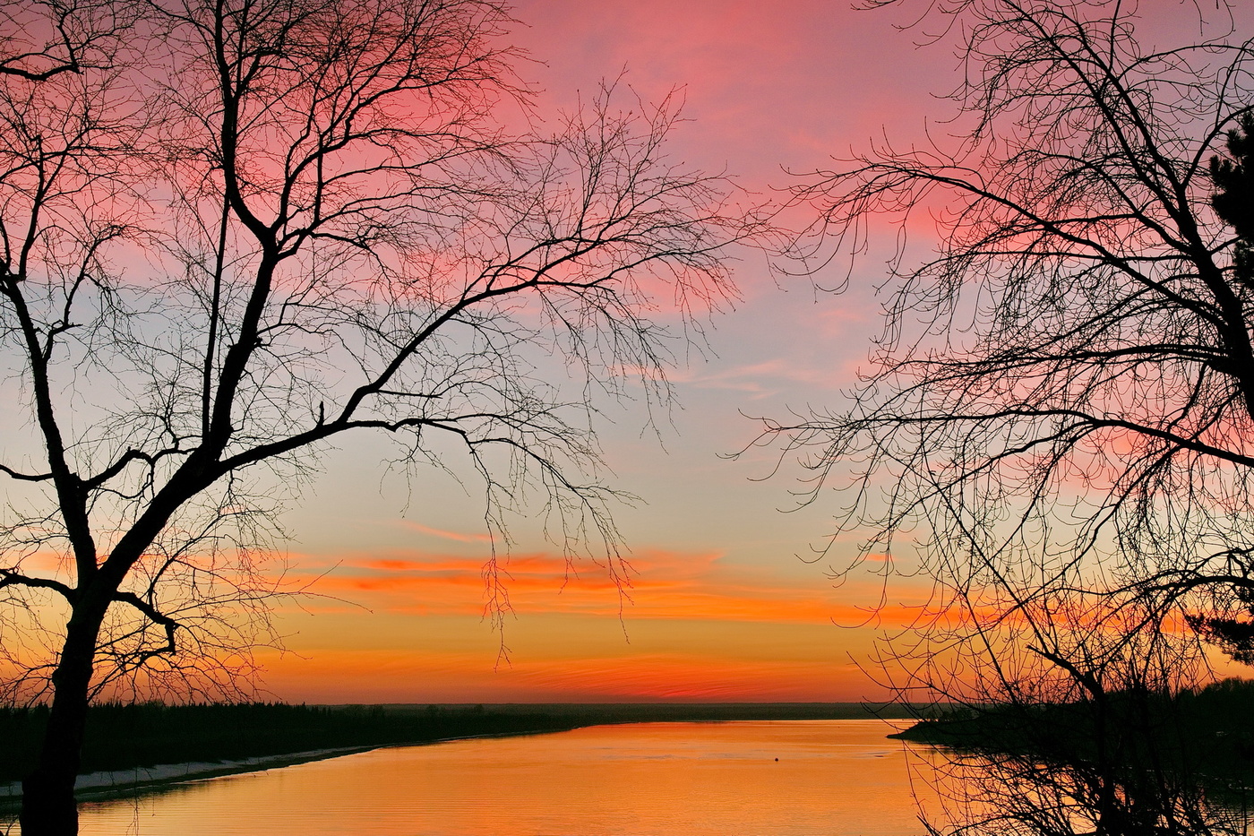 Обнимая зарю.