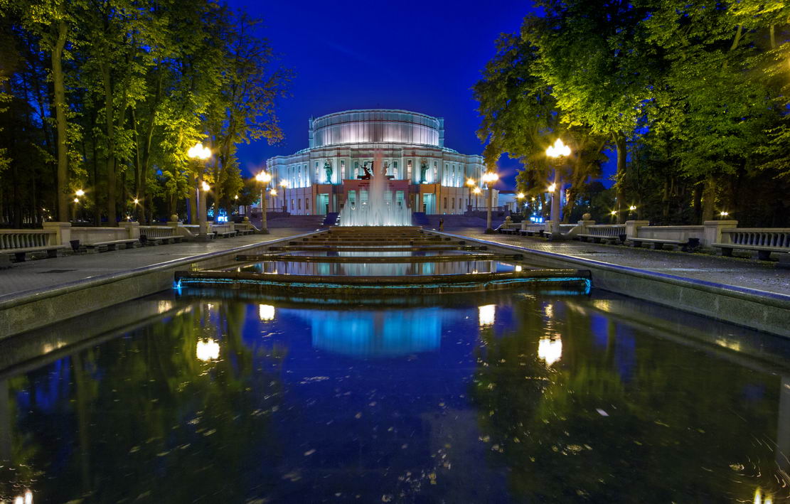 Потоп в оперном