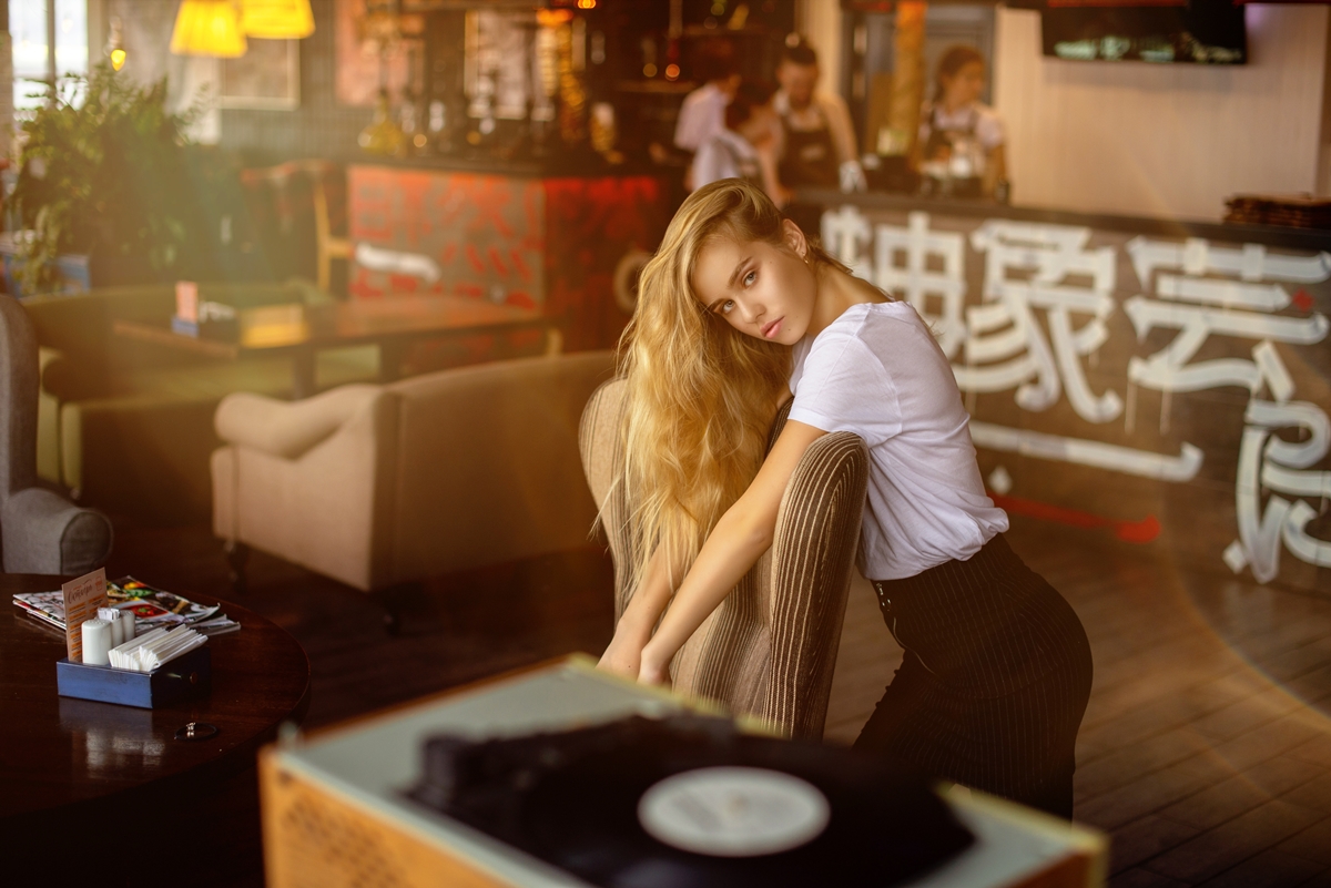 Под музыку винила