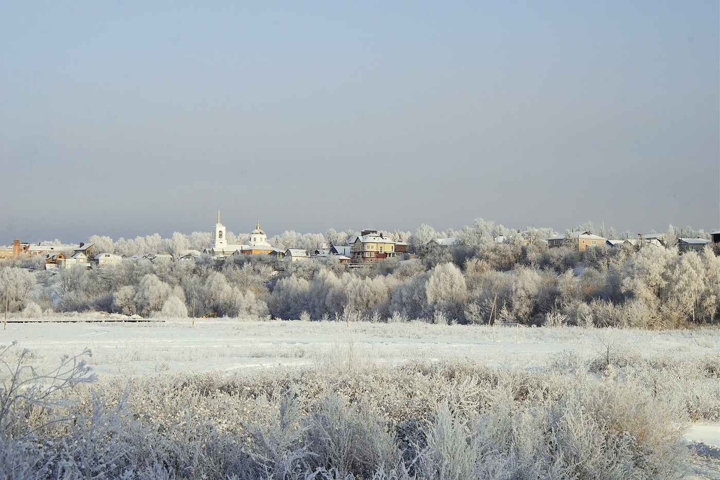 Украшено Зимой.