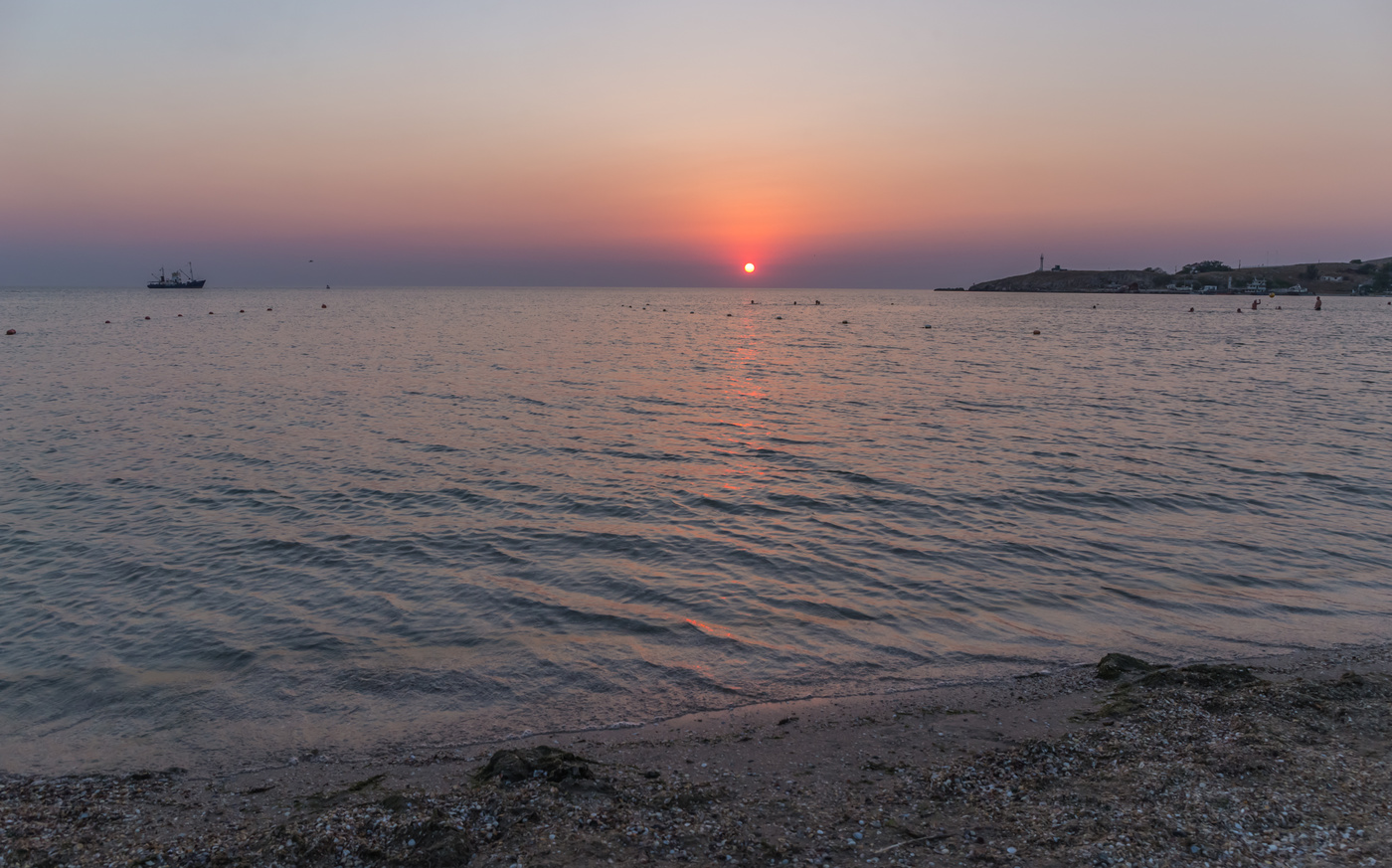 Вечер на пляже