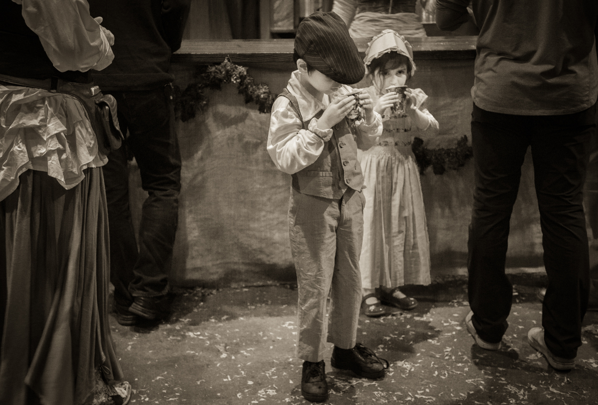 И дети тоже...