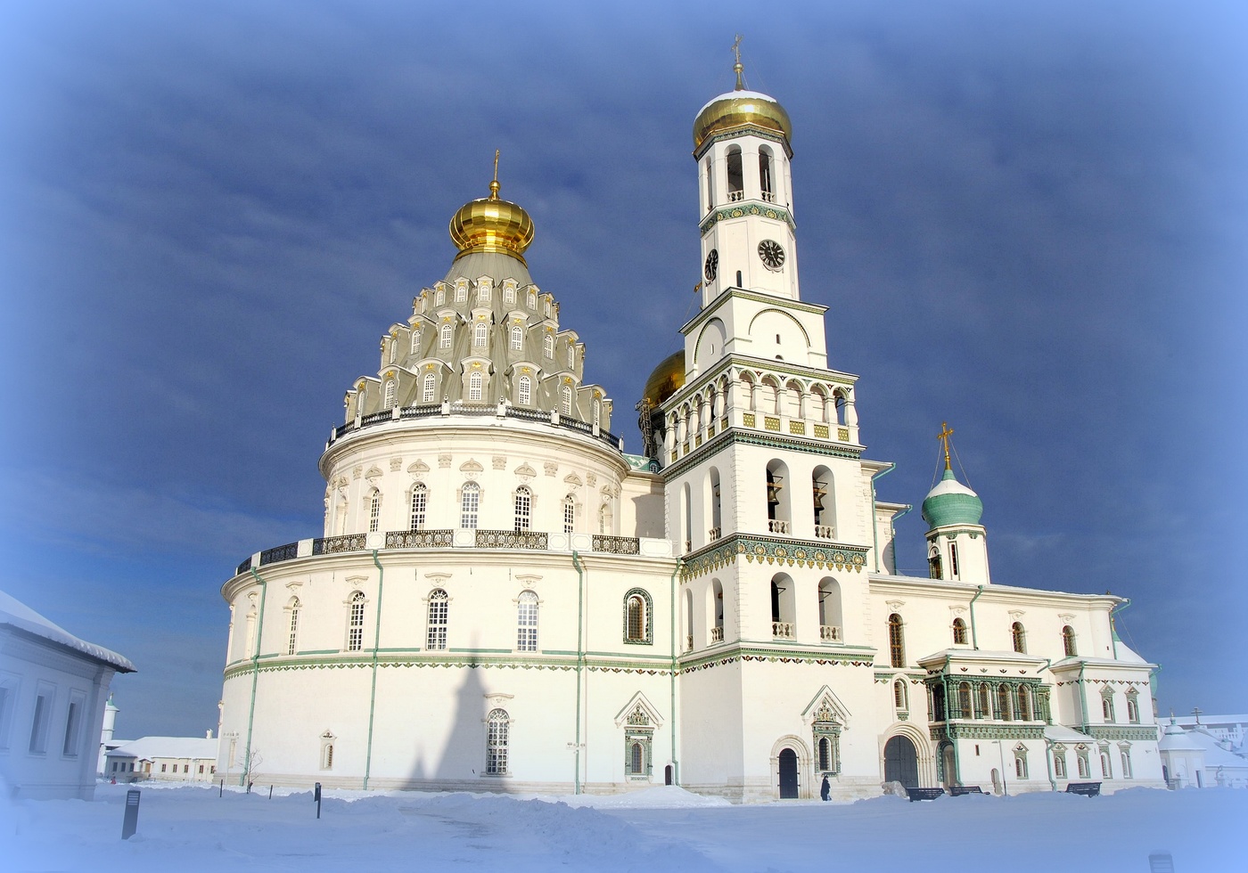 Во всем великолепии.