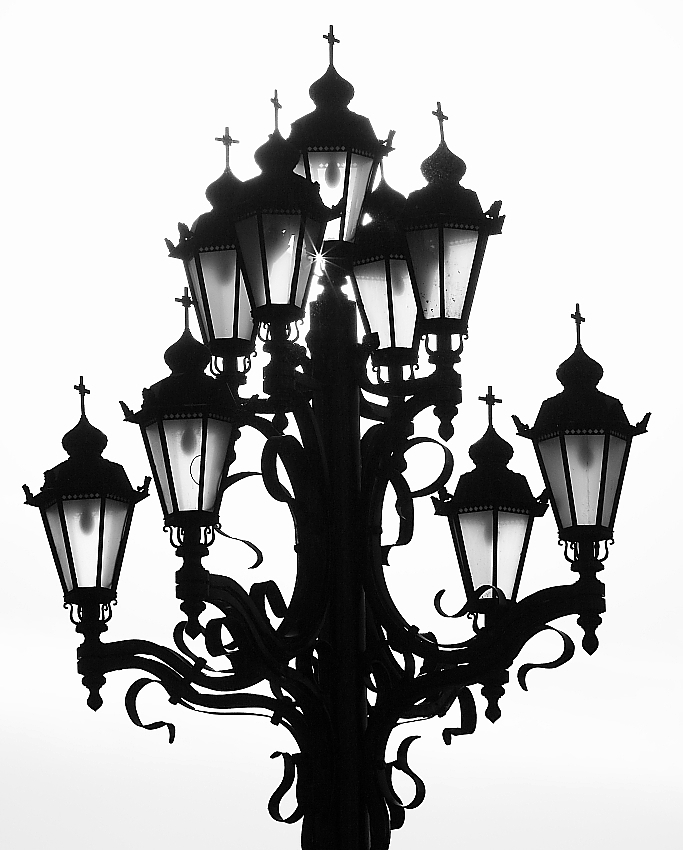 Черным по белому