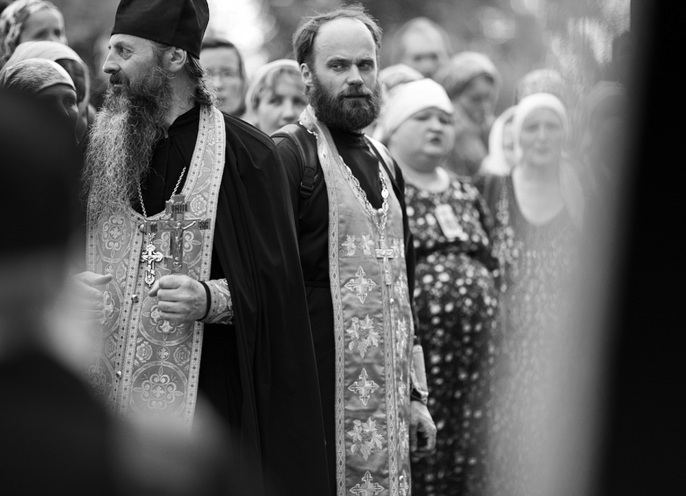 Черным по белому