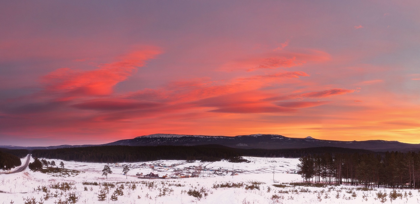 Огненный закат над хр.Зюраткуль