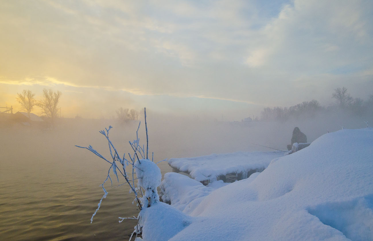 Улеглась метель на белом склоне