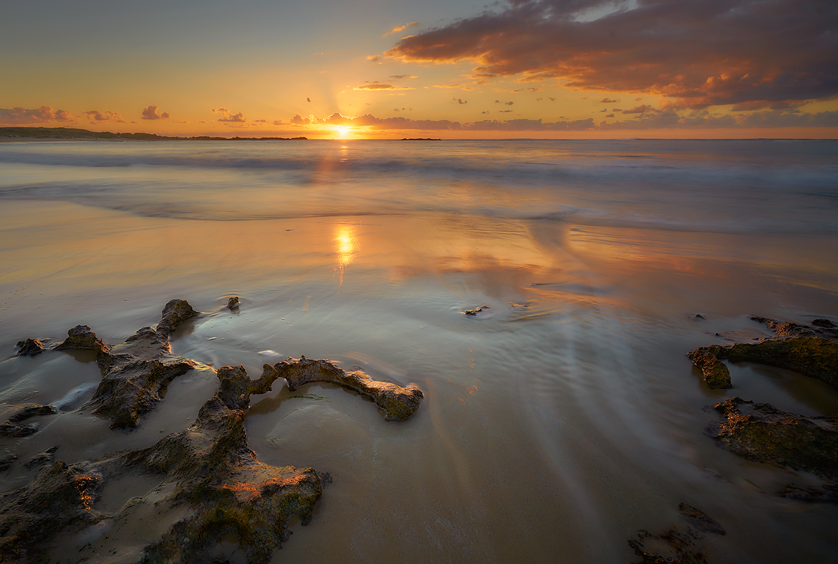 Рисунки на песке...